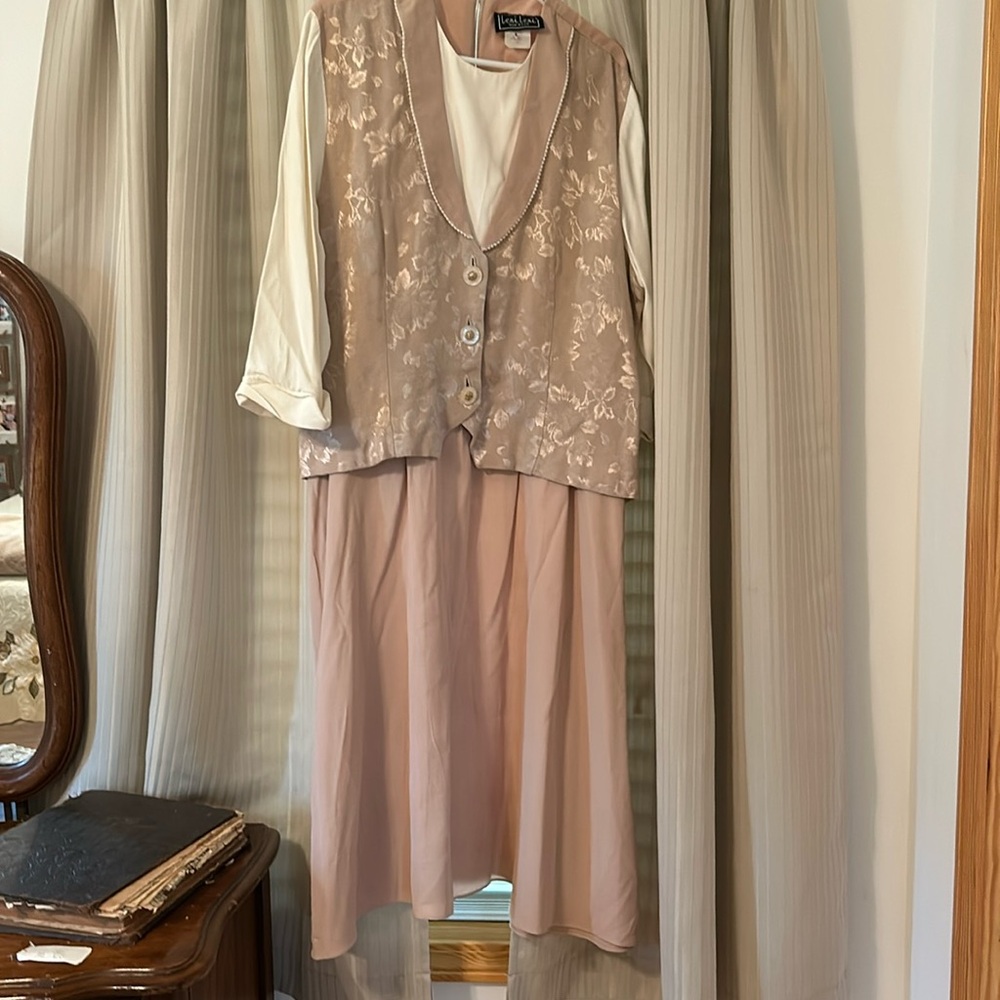 Leni leni dress tan color size 18 3/4 sleeve